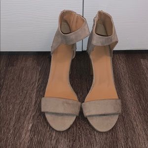 Sassy tassel chunky heel sandals